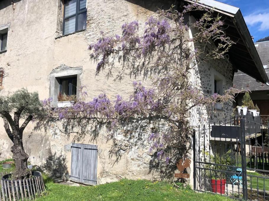 La Tour Charmant Tres Bien Situe Minimum 2 Nuits Merci Tours-en-Savoie 外观 照片